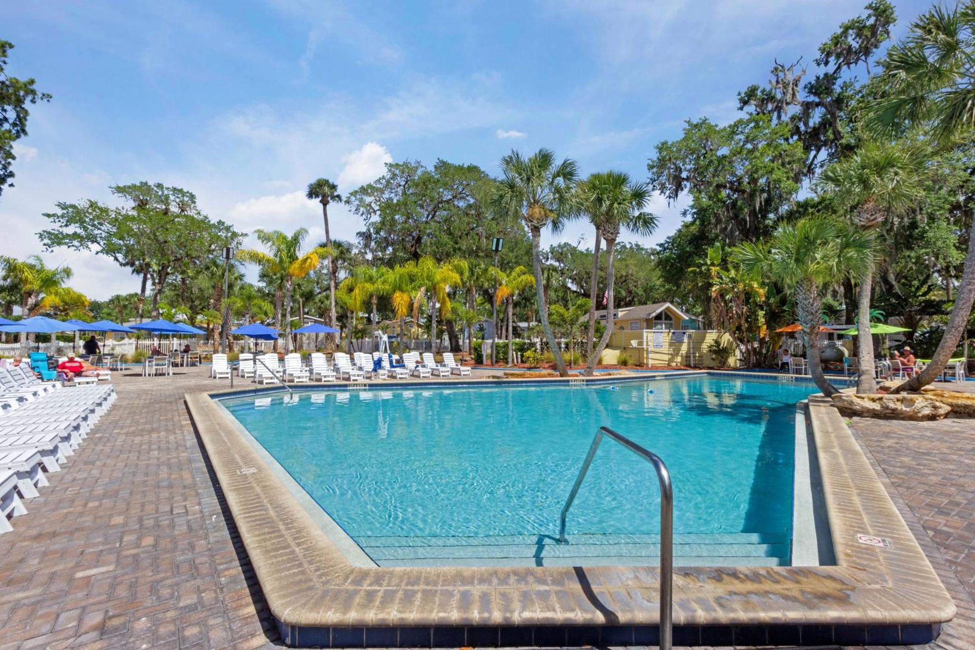 Tropical Palms Resort Celebration Extérieur photo